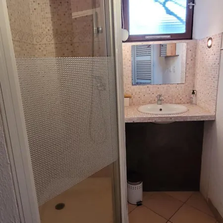 Joli Dans Cuvage D'une Maison Vigneronne Apartamento Saint-Yvoine