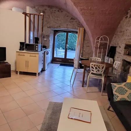 Joli Dans Cuvage D'une Maison Vigneronne