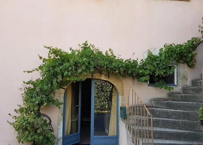 Joli Dans Cuvage D'une Maison Vigneronne *